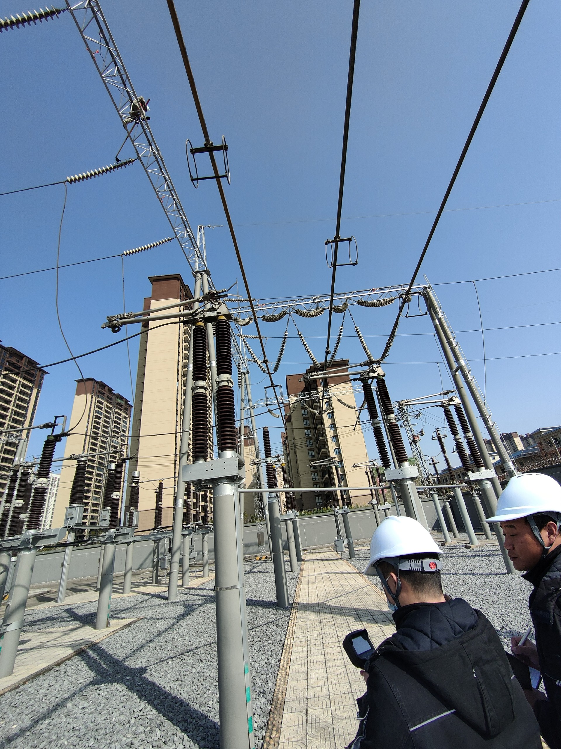 湖北絕緣子零值檢測(cè)現(xiàn)場(chǎng)