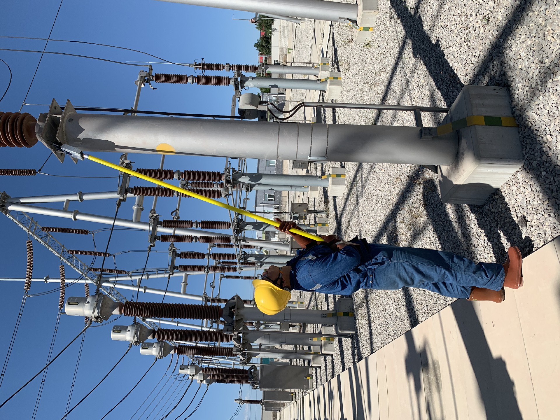 1764209760504000.jpg 海沃迪電氣絕緣子探傷.jpg